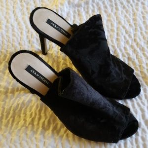 3 inch Heels Black Velvet Mule size 9 1.2